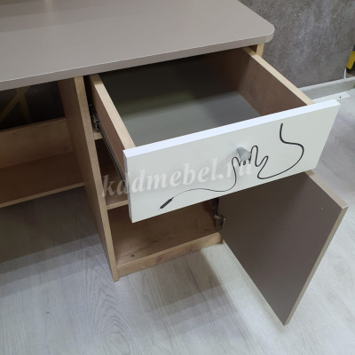 Стол компьютерный Котофей (Дуб ирландский/Белый/Мокко)